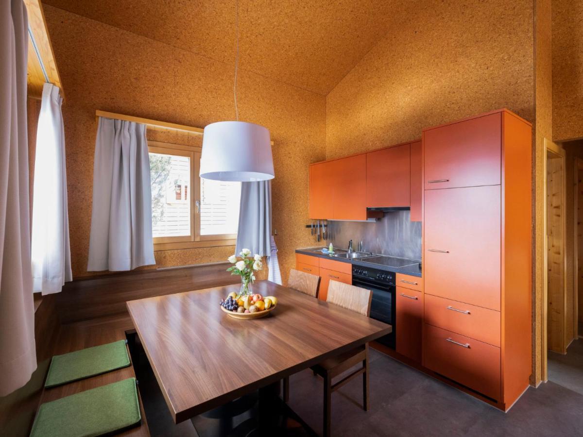 Holiday Home Komfort Aclas Maiensaess Resort-1 By Interhome Urmein Ngoại thất bức ảnh